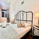 Hostel Swissporto Guest House Porto