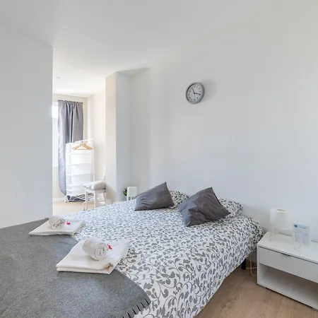 Swissporto אכסניה *