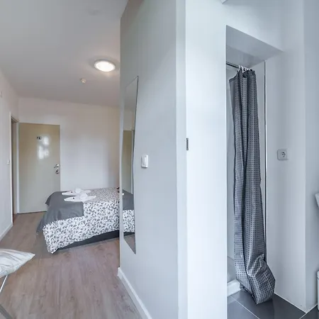 Swissporto אכסניה *