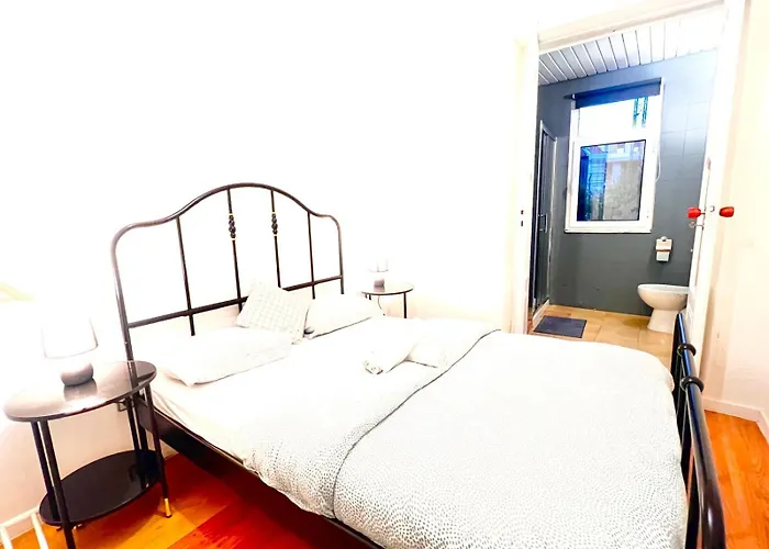 Swissporto Guest House *