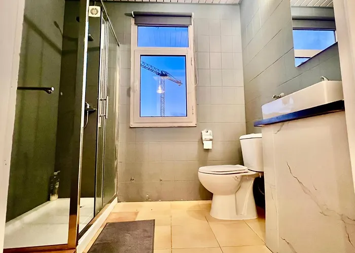 Hostel Swissporto Guest House