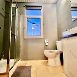 Hostel Swissporto Guest House
