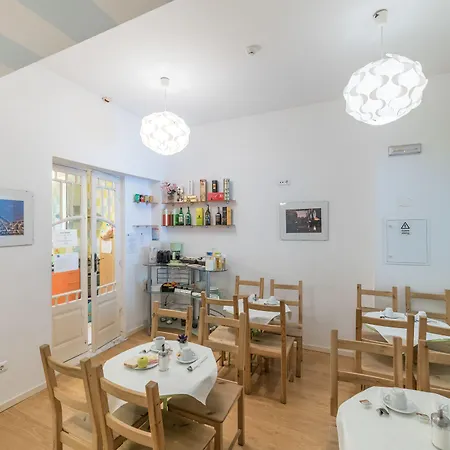 Swissporto Albergue Porto