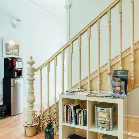 Swissporto 호스텔 *